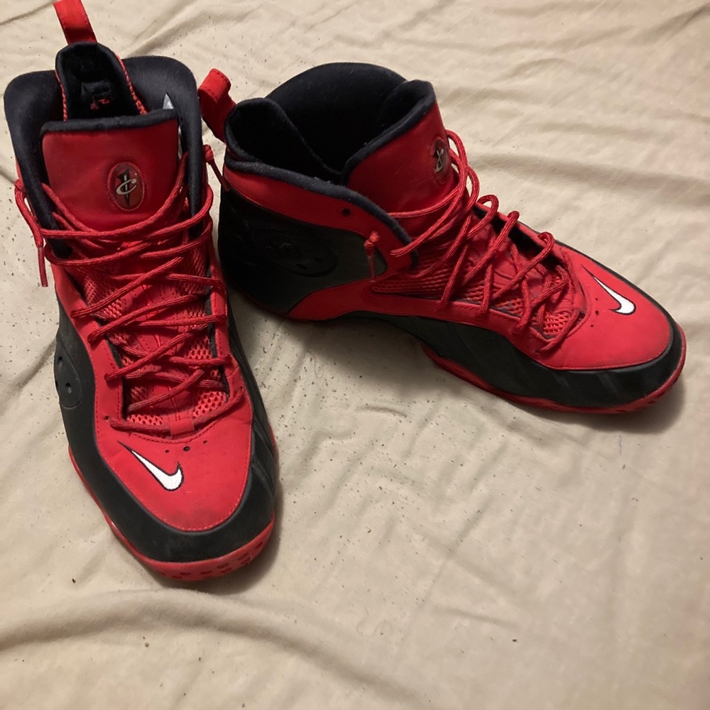Nike men’s size 14